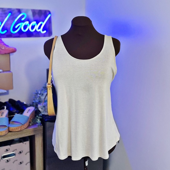 Express Tank Blouse with Open Twist Back - Picture 2 of 4